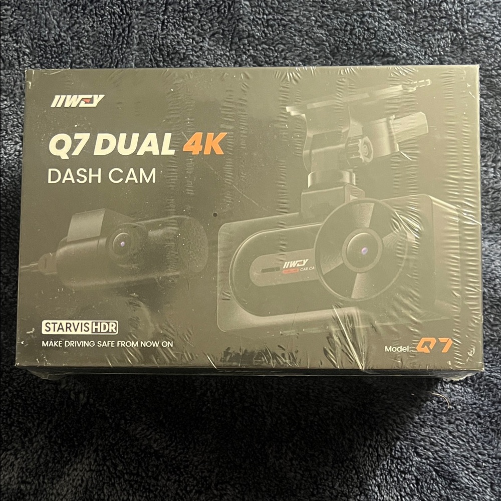 Q7 Dual 4K Dash Cam - Black